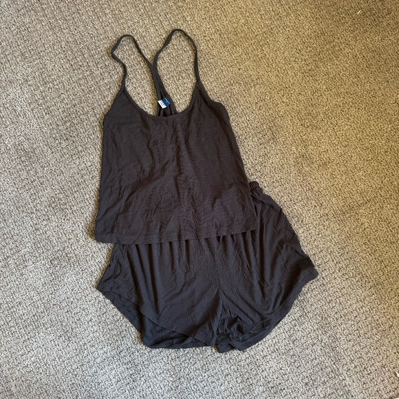 Old Navy Sunday Sleep Rib-Knit Pajama Tank Top and Shorts Set in panther - Picture 2 of 6
